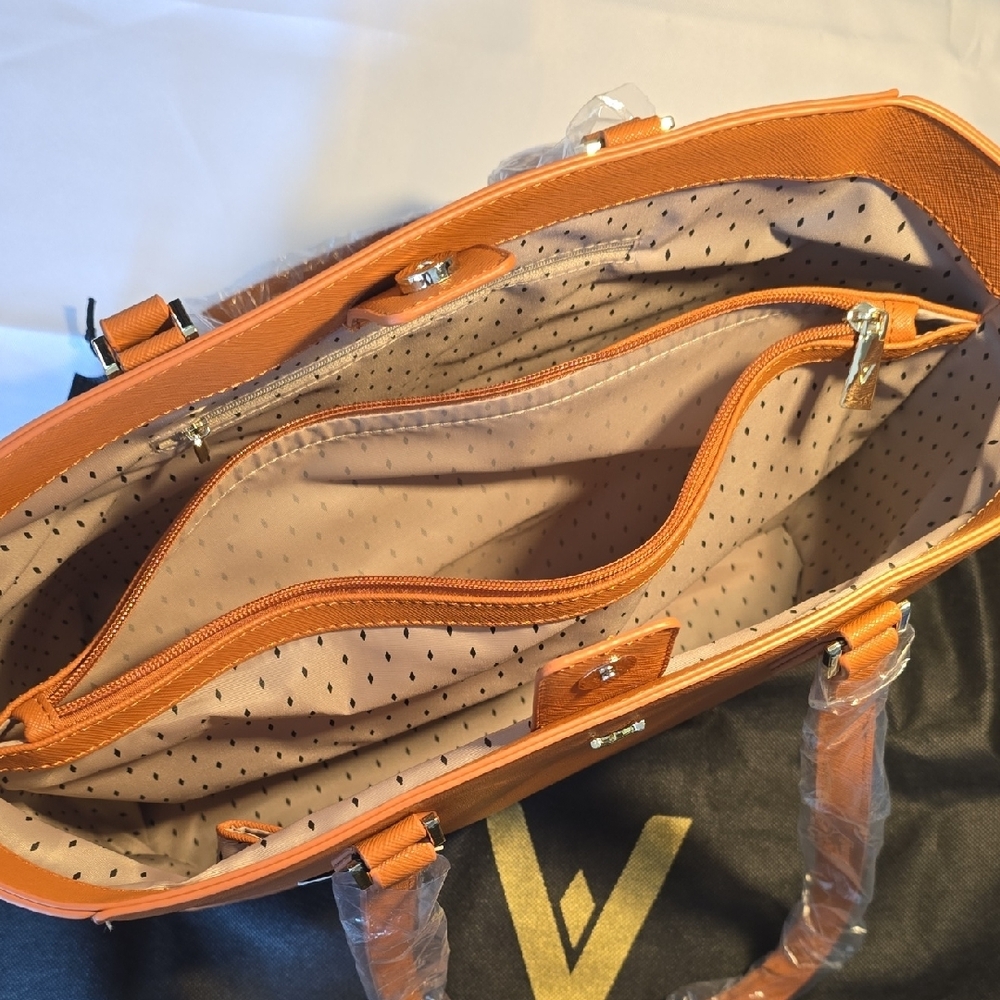 Lush Large Tote Bag - Picture 6 of 13